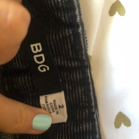 URBAN OUTFITTERS skater skirt - Picture 2 of 3